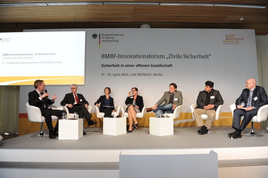 Abschlussplenum "Perspektiven für die zivile Sicherheit in Deutschland"