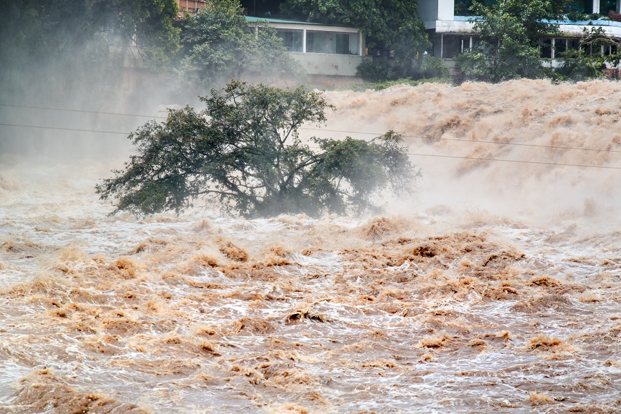 flooding on the street Kamerun