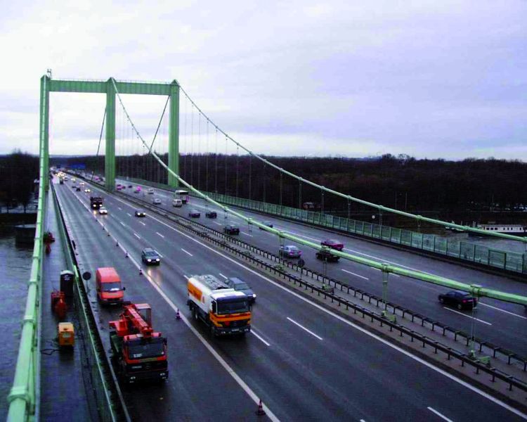 Brücken sind besonders wichtige Verkehrsinfrastrukturen mit einer hohen Bedeutung für das Straßennetz
