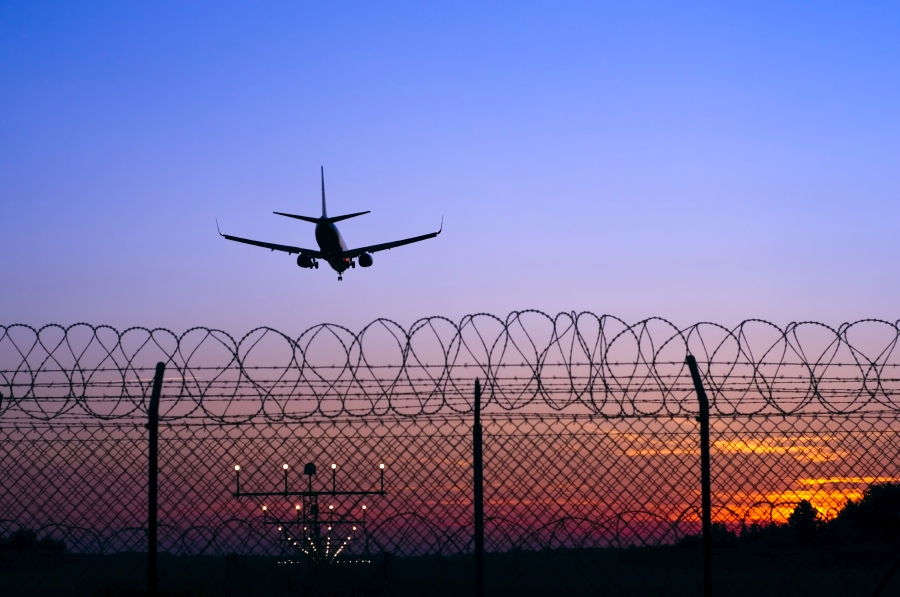 Flughäfen müssen vor unbefugtem Betreten geschützt werden.